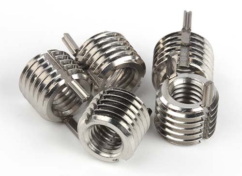Key Locking Thread Insert