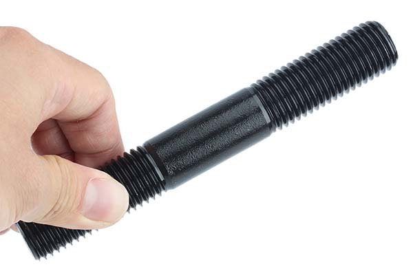 Why Use Stud Bolts for Flanges in Industrial Applications?